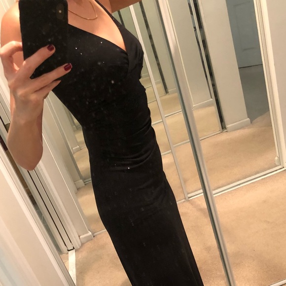 Jodi Kristopher Dresses & Skirts - Elegant Evening Gown with sparkle ✨✨